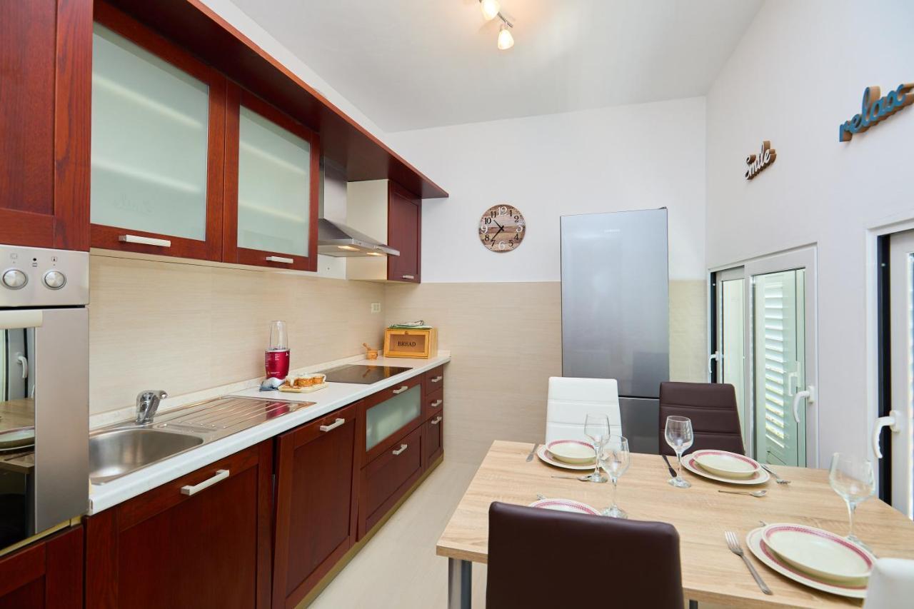 Apartman Ani Млини Екстериор снимка